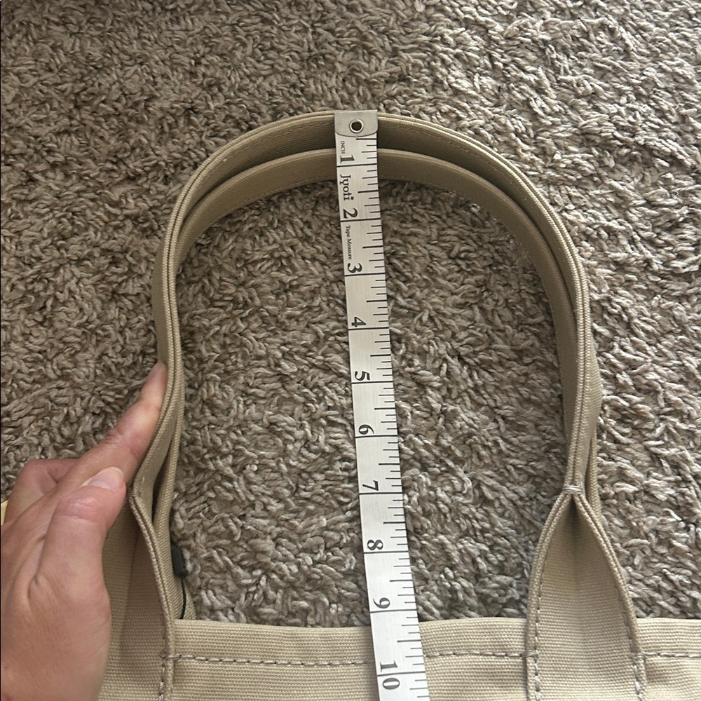 Marc Jacobs The Large Tote Bag - Picture 6 of 6